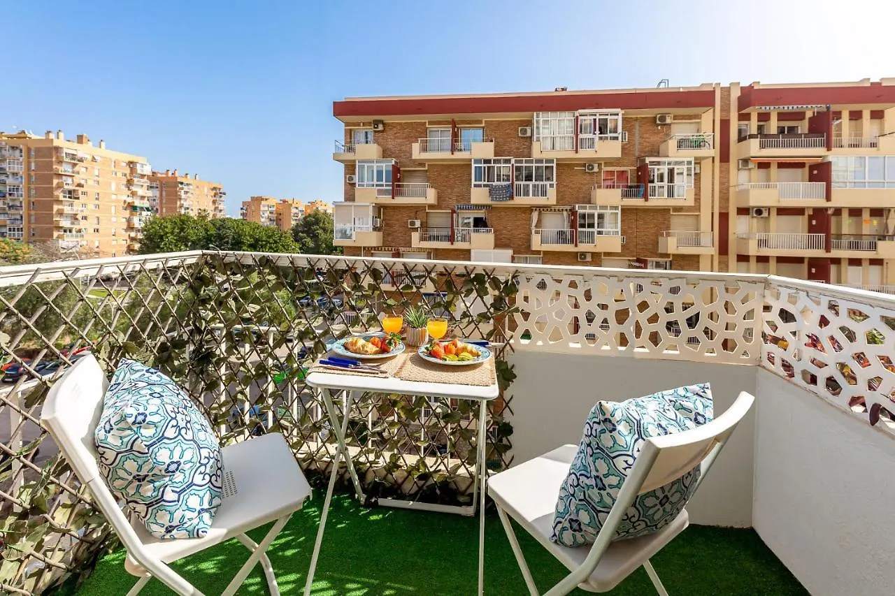 Apartment 797 Holiday Rentals- Comodo Apartamento Para 4 En Hercules Benalmadena Spain