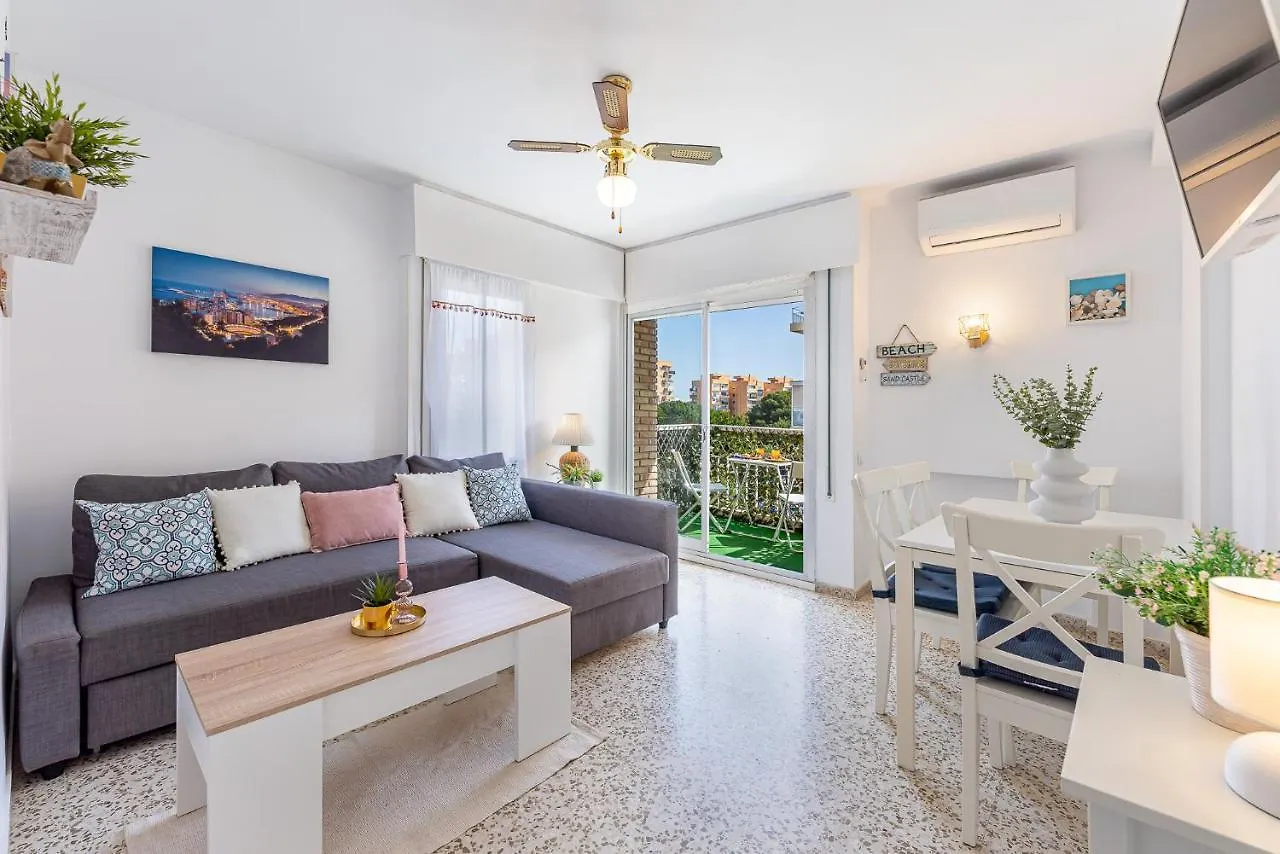 797 Holiday Rentals- Comodo Apartamento Para 4 En Hercules Benalmadena
